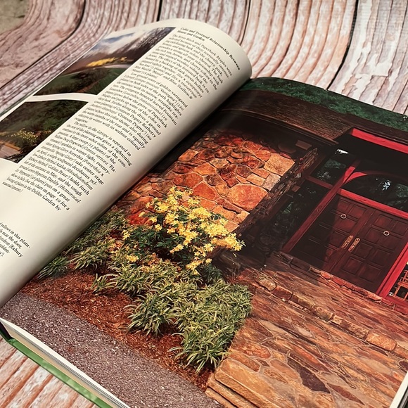 The Exuberant Garden and the Controlling Hand - Picture 7 of 16